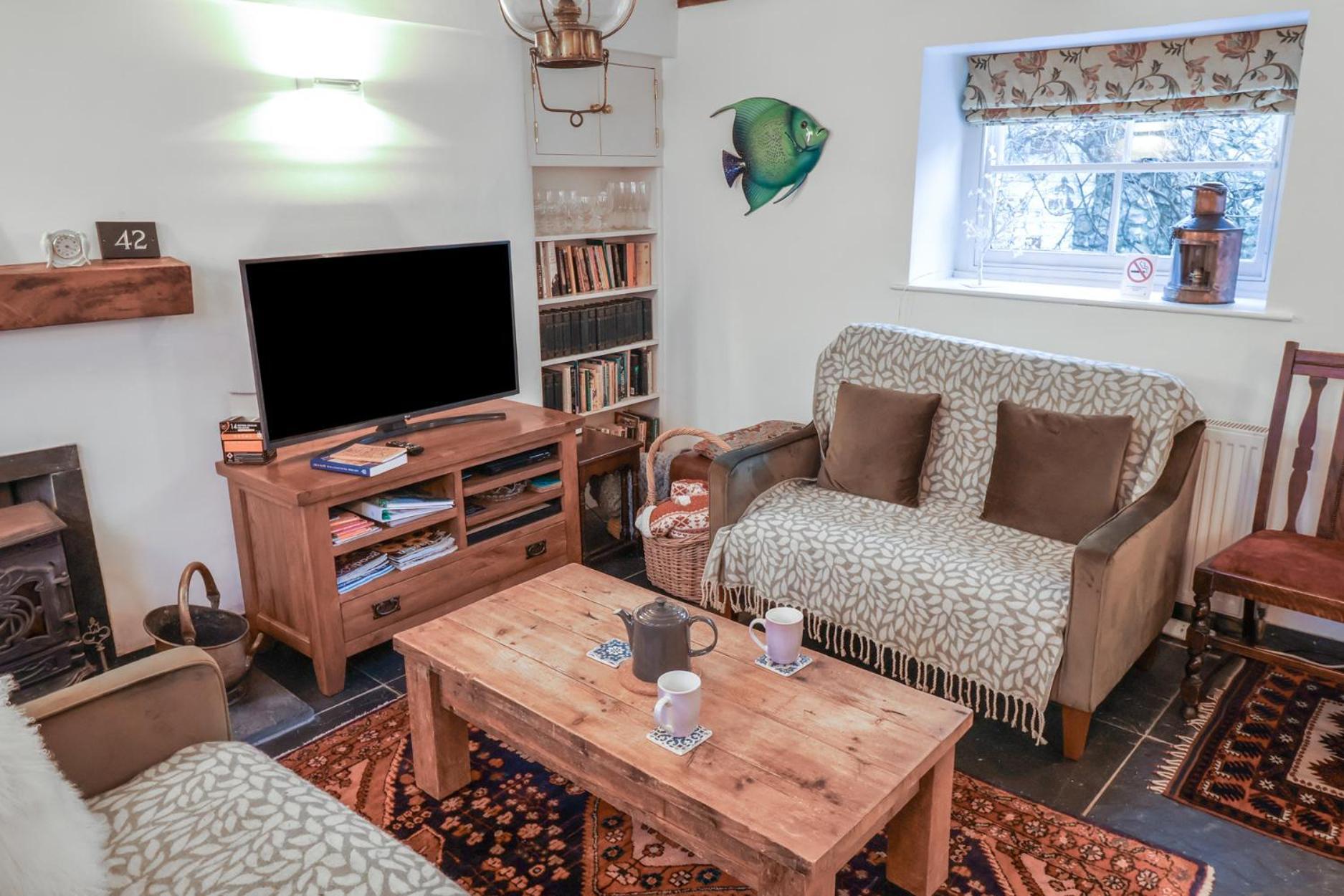Naunton Cottage 莱姆里吉斯 外观 照片